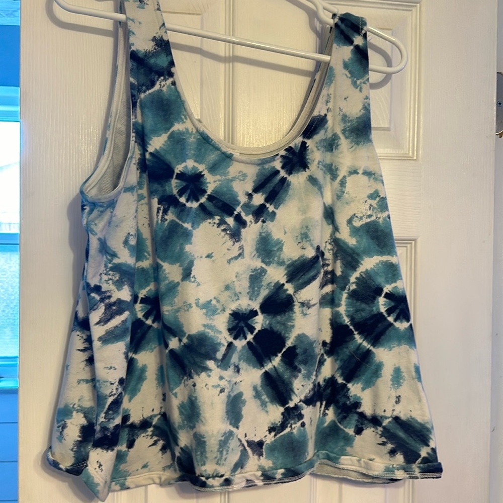 Old Navy L tie die tank